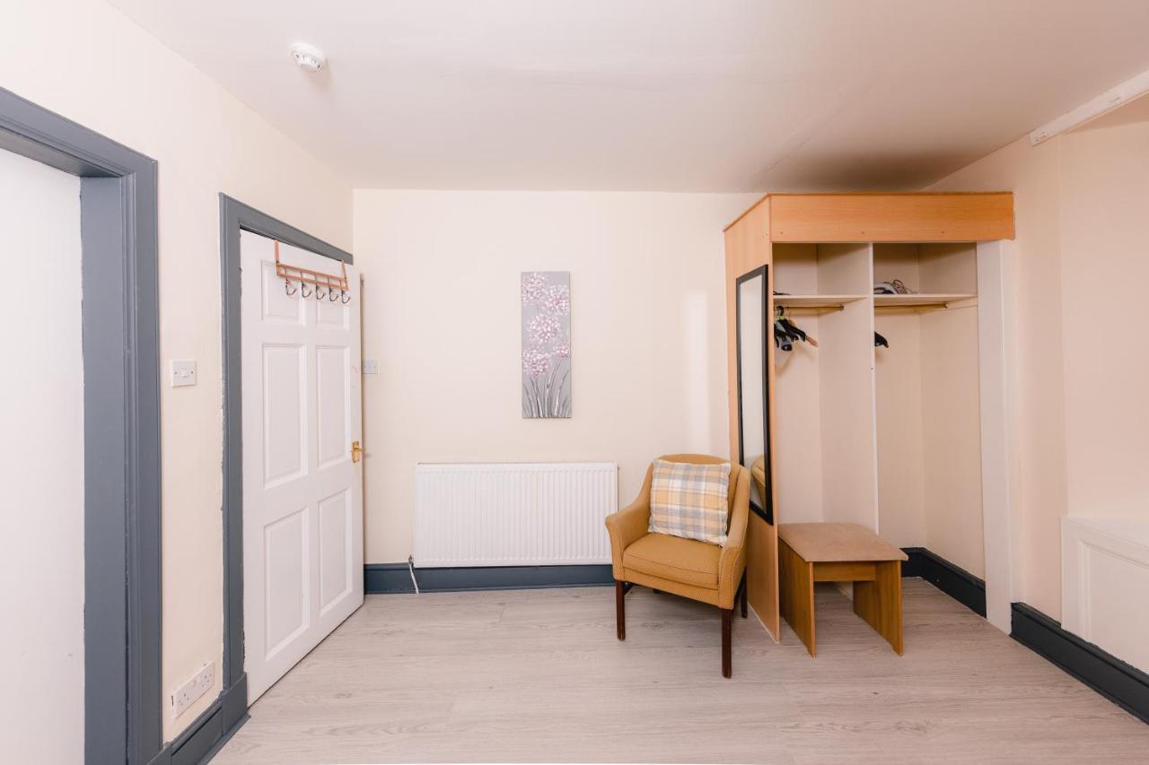 Old Town Central Apartments By The Castle Édimbourg Extérieur photo